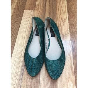 Urban Outfitters Deena & Ozzy Flats